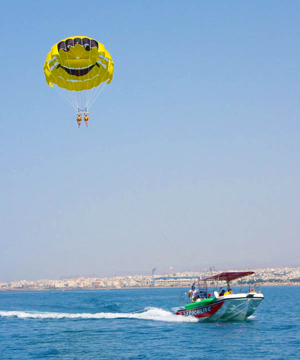 parasailing in Ammoudara - Heraklion Crete